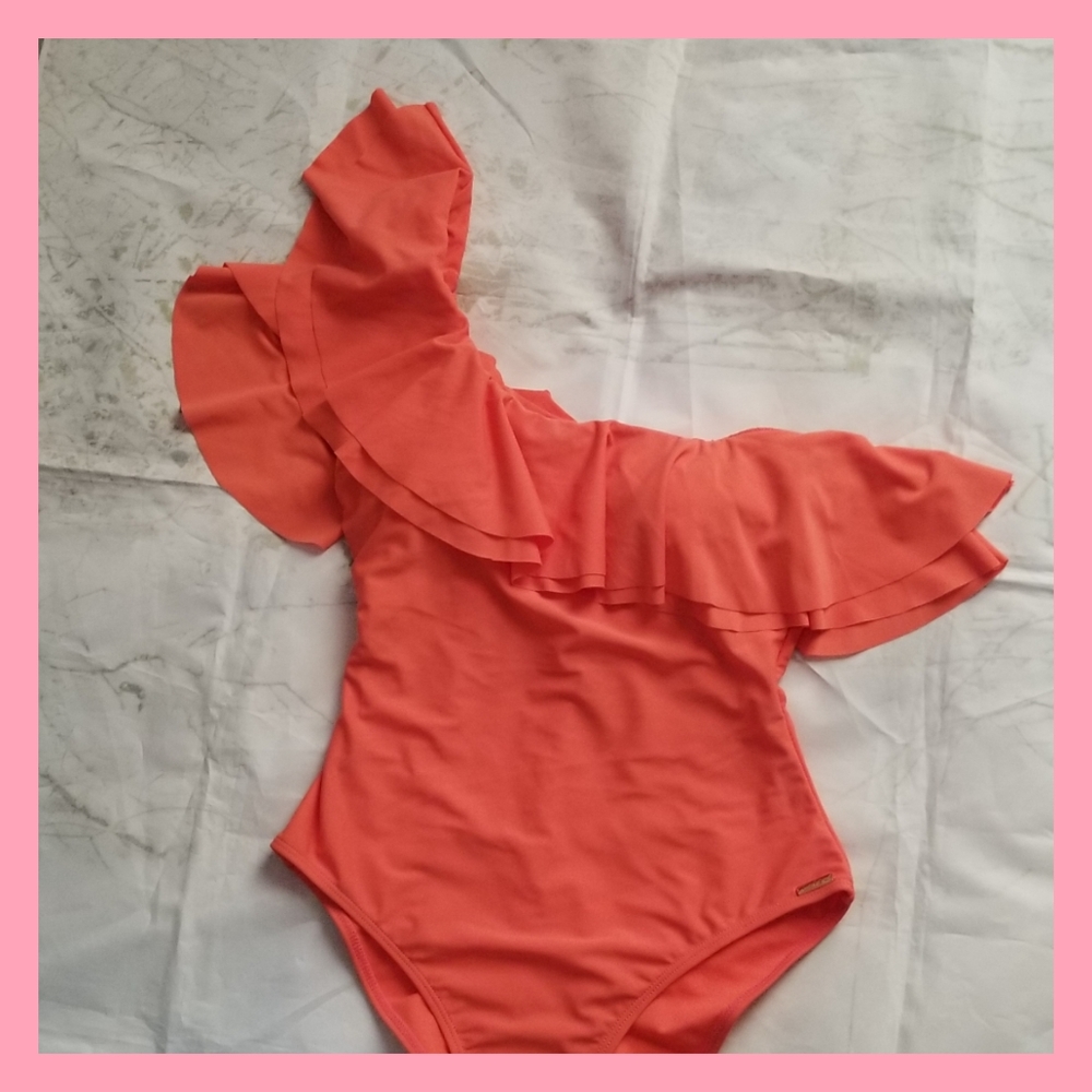 🥭Coral Ruffle Off Shoulder Swimsuit 🥭 - Picture 5 of 7